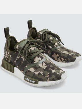 NWOT! adidas Olive Green Camouflage NMD R1 Sneakers, size boys 6.5